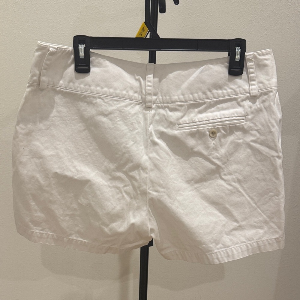 Banana Republic White Women's Chino Shorts - Picture 3 of 3